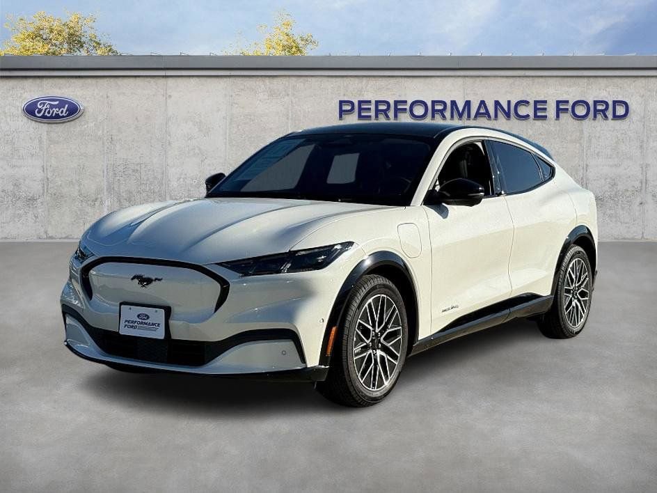 Certified 2024 Ford Mustang Mach-E Premium image 6