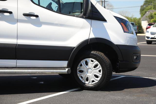 Certified 2025 Ford Transit 250 Low Roof w/ Exterior Upgrade Package RWD image 5