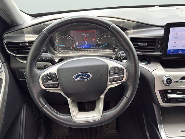 Certified 2021 Ford Explorer XLT w/ Equipment Group 202A AWD/4WD image 12
