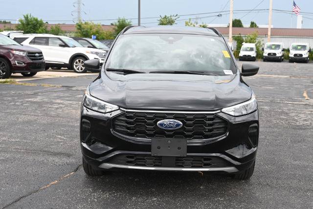 Certified 2024 Ford Escape ST-Line w/ Tech Pack #1 AWD/4WD image 6