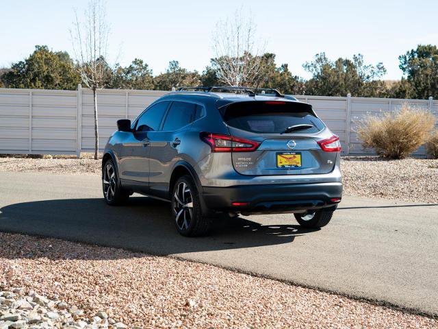Used 2022 Nissan Rogue Sport SL image 5