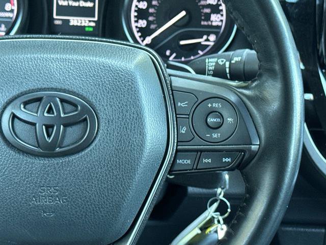 Used 2022 Toyota Camry SE w/ Cold Weather Package FWD image 30