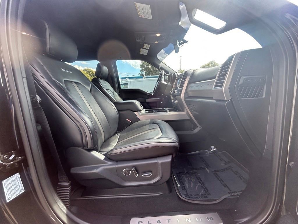Certified 2021 Ford F450 Platinum w/ FX4 Off-Road Package image 29