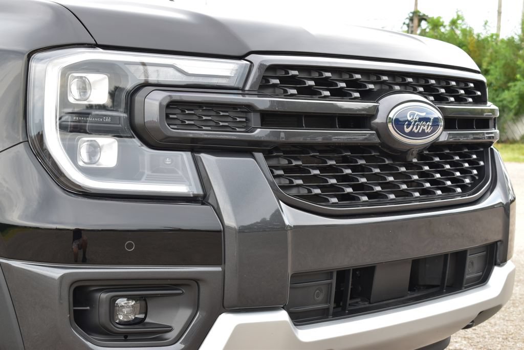 Certified 2025 Ford Ranger Lariat AWD/4WD image 5