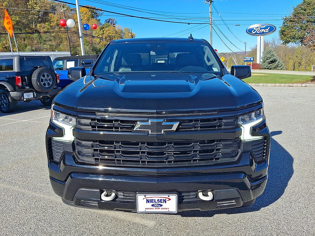 Used 2024 Chevrolet Silverado 1500 RST AWD/4WD image 29