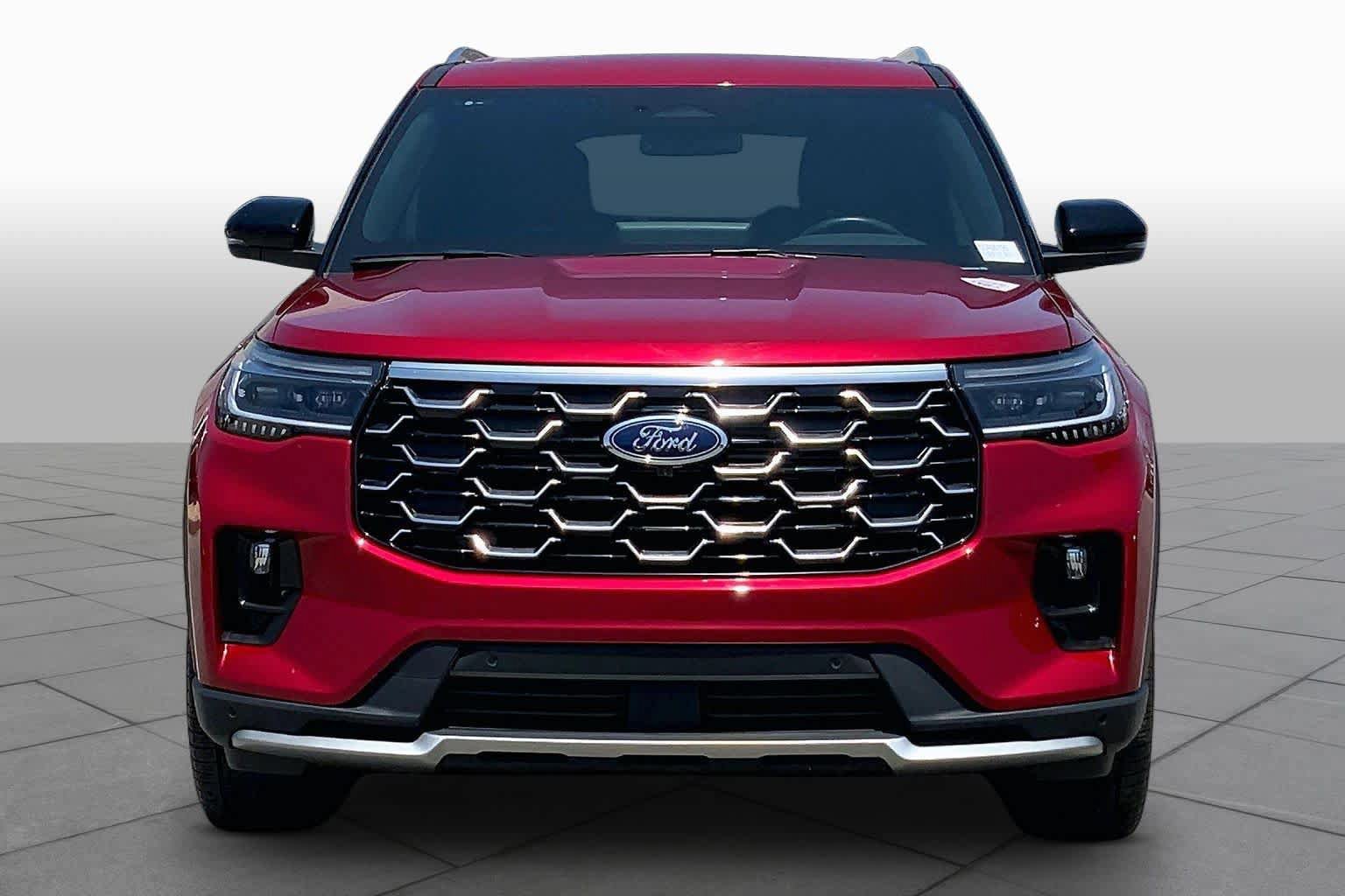 Certified 2025 Ford Explorer Platinum w/ Ultimate Package AWD/4WD image 7