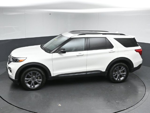 Certified 2024 Ford Explorer XLT w/ Equipment Group 202A AWD/4WD image 48