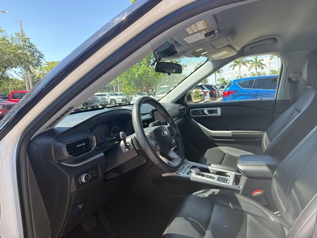Certified 2021 Ford Explorer XLT w/ Equipment Group 202A RWD image 2