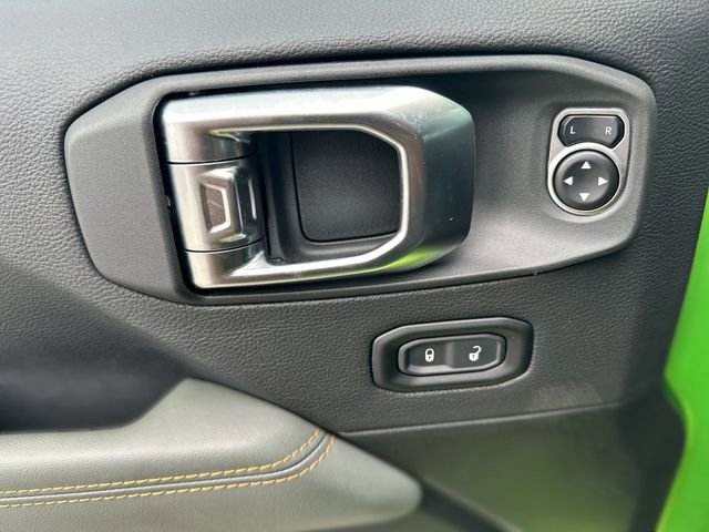 Used 2025 Jeep Gladiator Mojave image 14