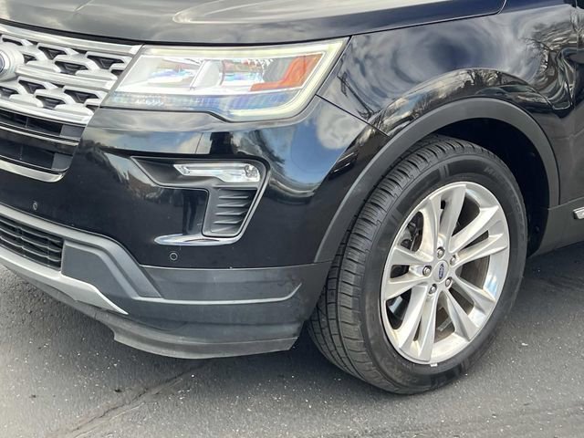 Certified 2018 Ford Explorer XLT w/ Equipment Group 202A image 9