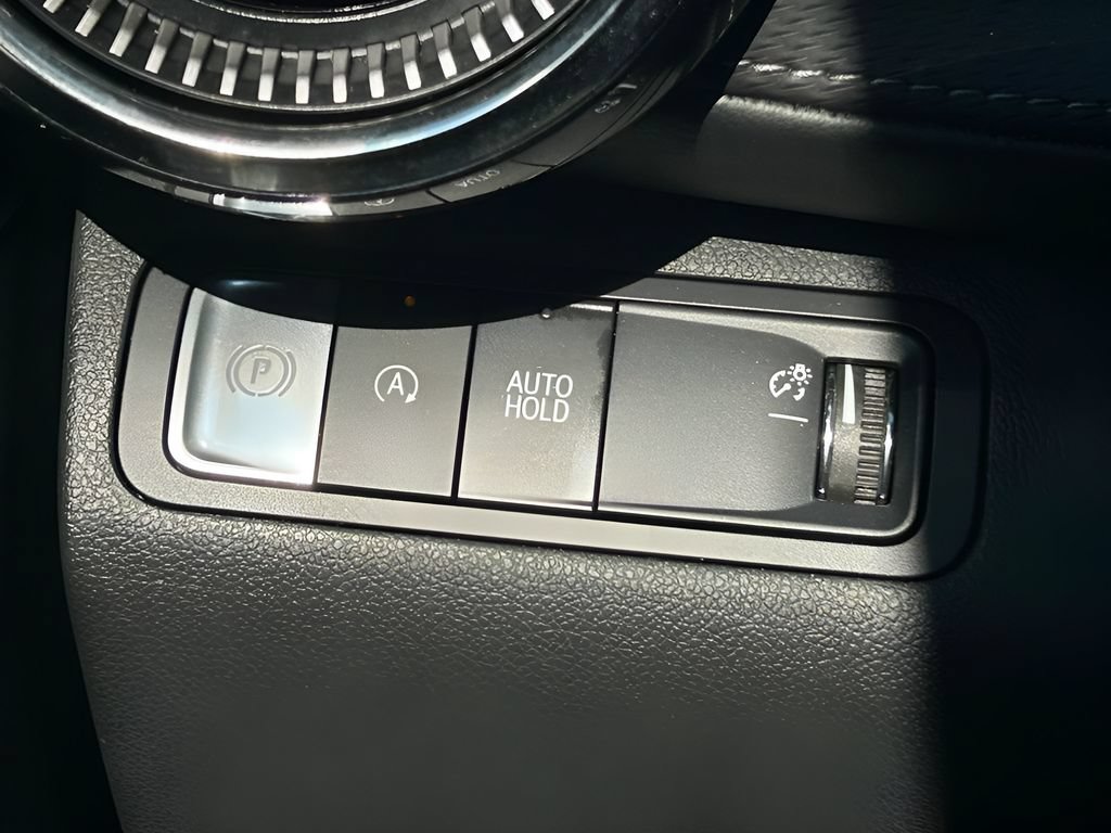 Used 2025 Chevrolet Equinox LT FWD image 20