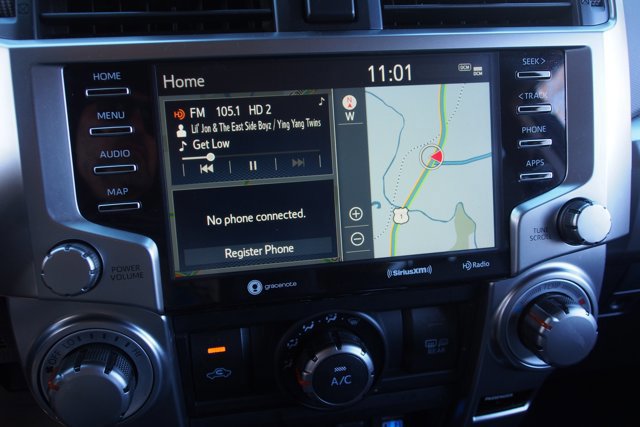 Used 2021 Toyota 4Runner SR5 Premium w/ Moonroof Package image 28