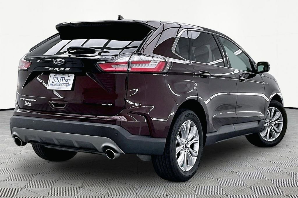Certified 2024 Ford Edge Titanium w/ Equipment Group 301A image 4