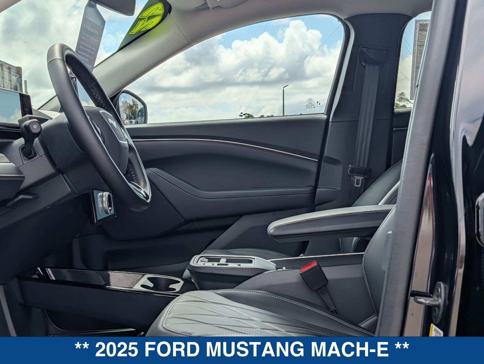 Certified 2025 Ford Mustang Mach-E Select w/ Comfort Package Lite image 19