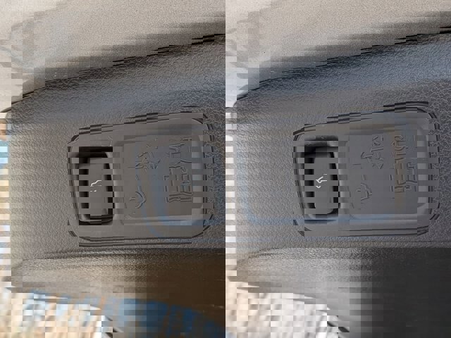 Certified 2023 Ford Expedition XLT image 34