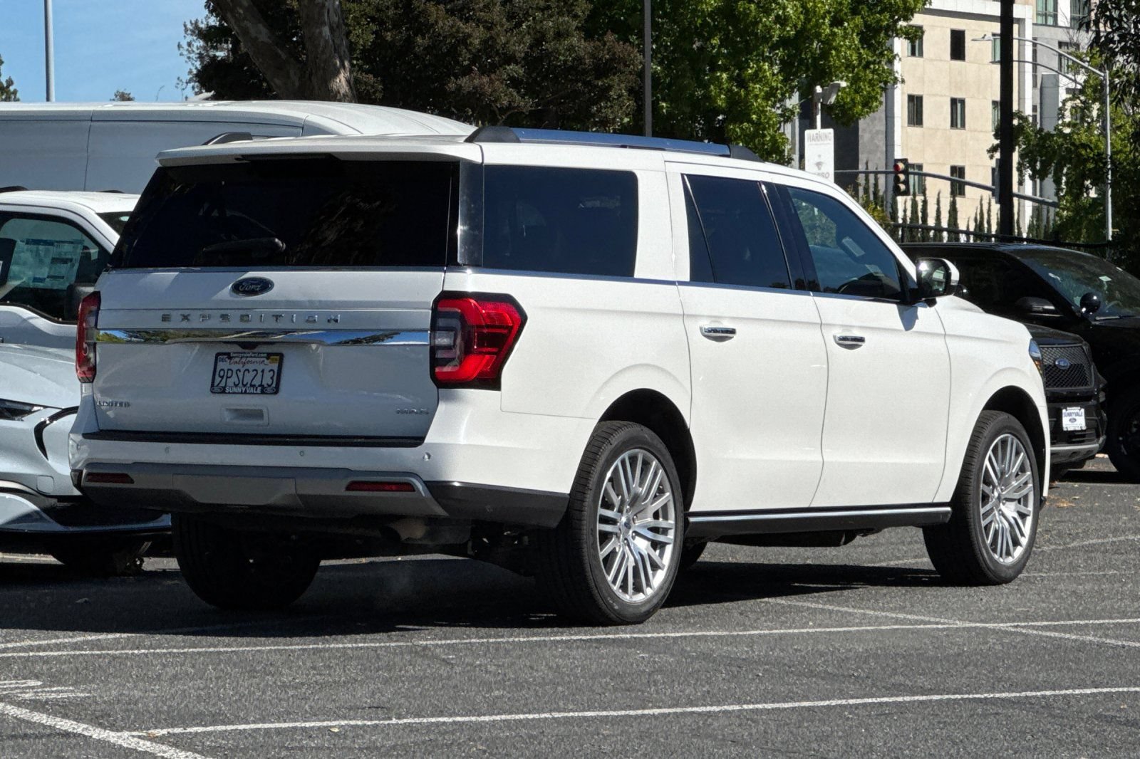 Certified 2023 Ford Expedition Max Limited AWD/4WD image 4