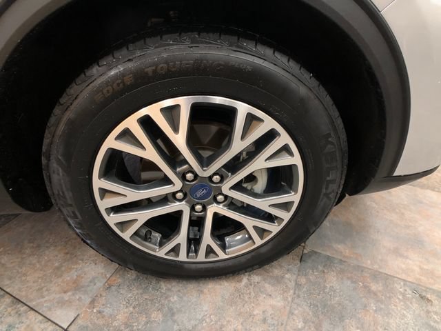 Certified 2020 Ford Escape SEL AWD/4WD image 9