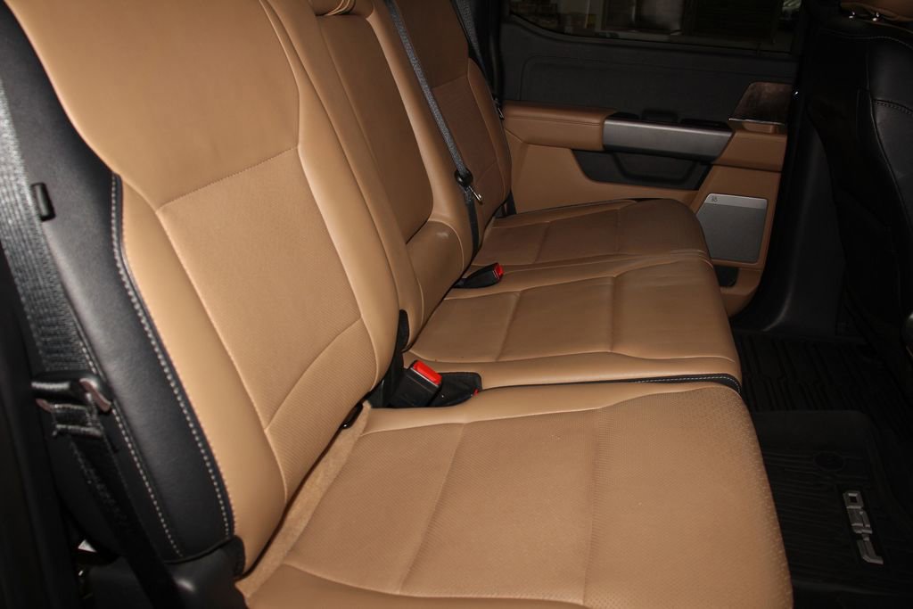 Certified 2022 Ford F150 Lariat w/ Equipment Group 502A High image 26