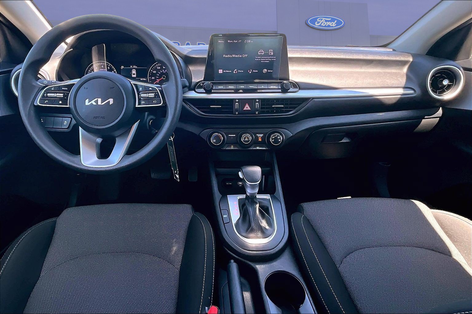 Used 2024 Kia Forte LX FWD image 7