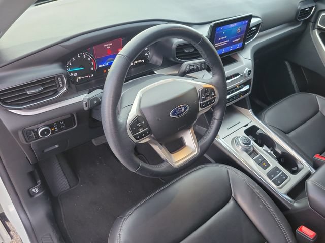 Certified 2023 Ford Explorer XLT w/ Equipment Group 202A RWD image 21