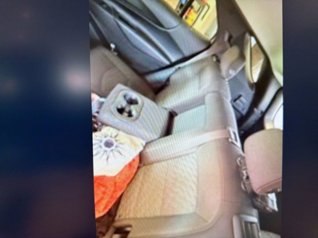 Used 2018 Chevrolet Equinox LT image 6