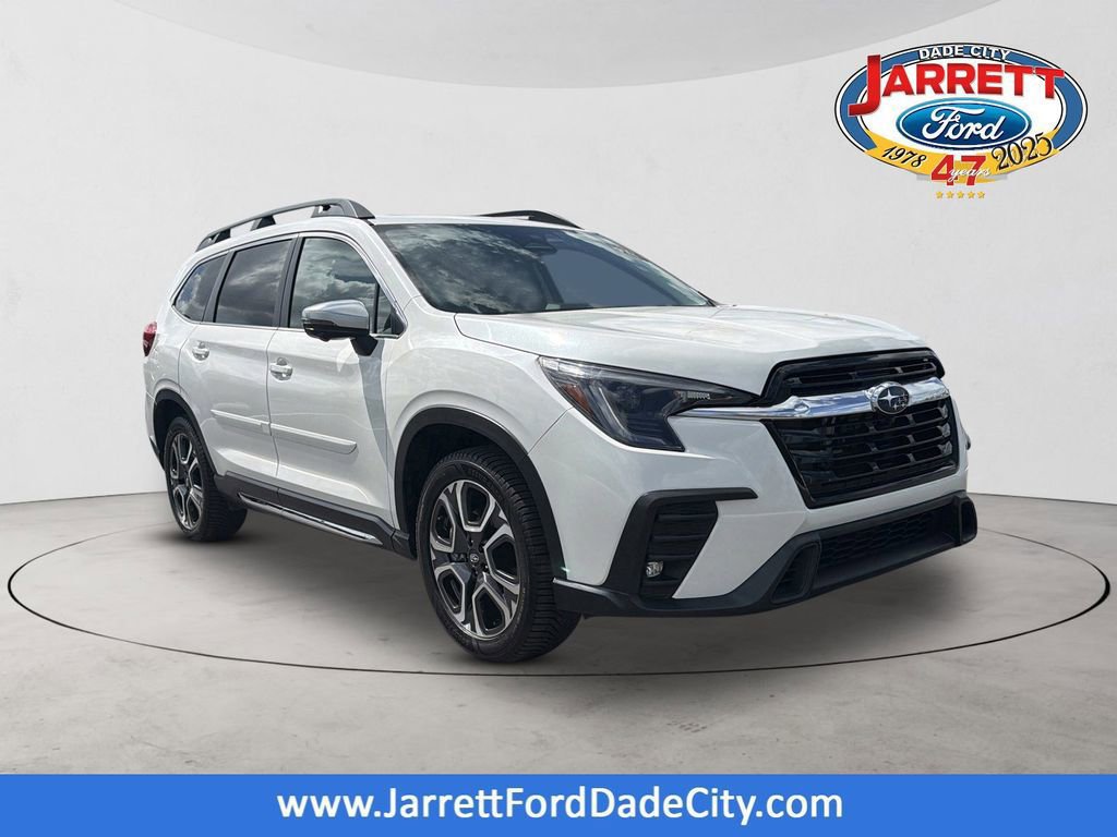 Used 2023 Subaru Ascent Limited w/ Technology Package image 1