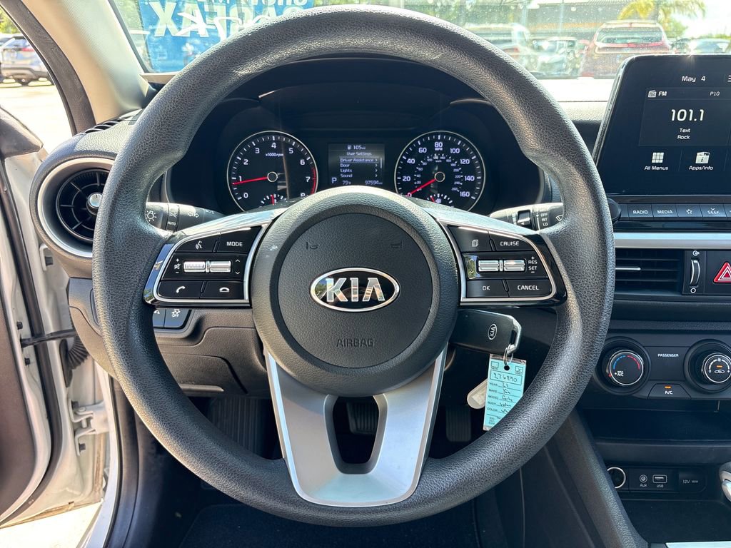 Used 2021 Kia Forte Sedan FWD image 17