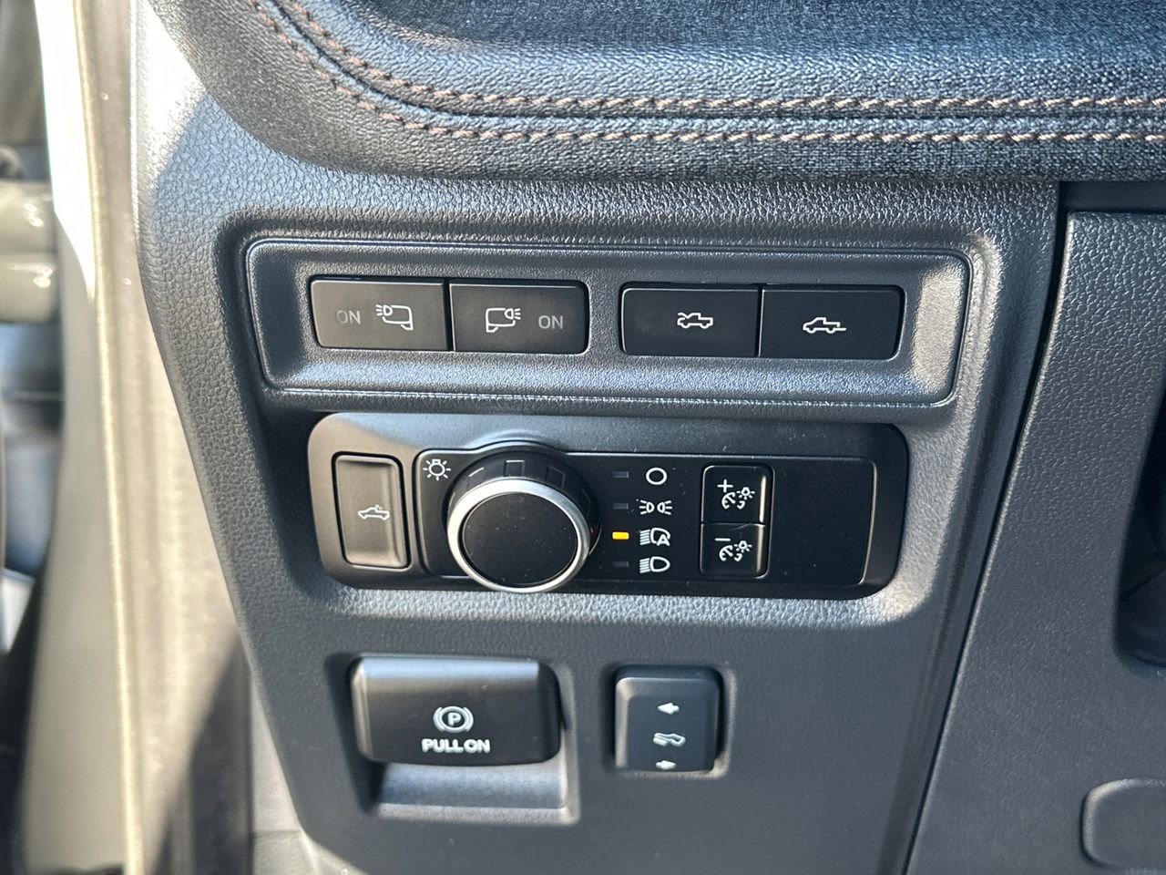 Certified 2024 Ford F150 Lightning Lariat image 35