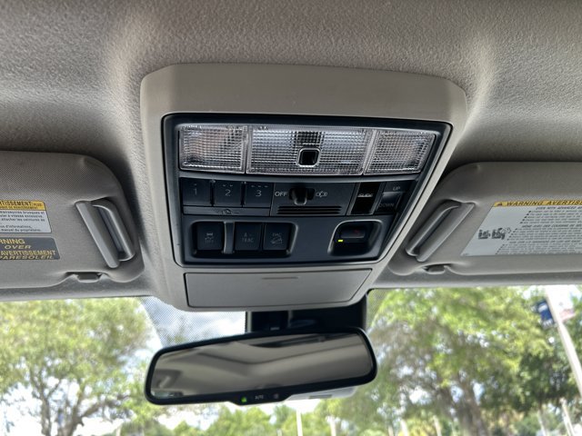 Used 2021 Toyota 4Runner Limited AWD/4WD image 36