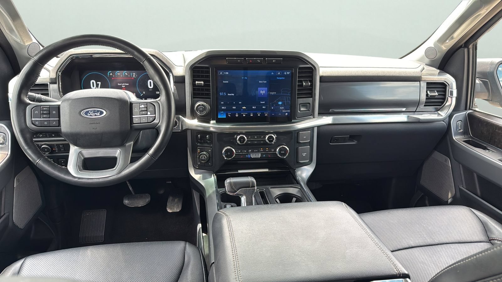 Certified 2022 Ford F150 Lariat w/ Trailer Tow Package AWD/4WD image 21