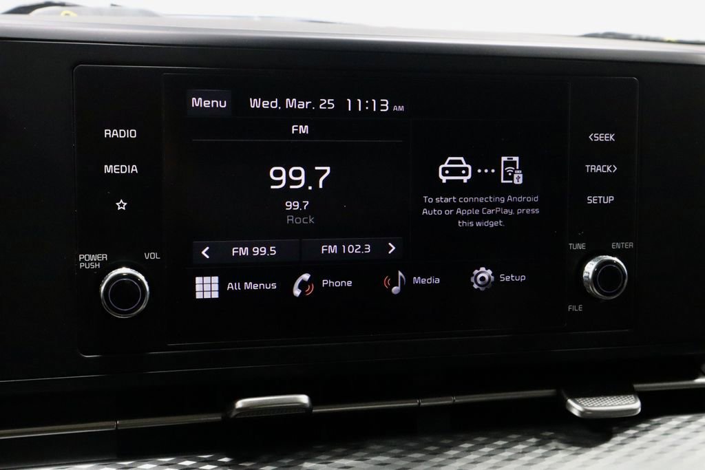 Used 2024 Kia Carnival LX image 10