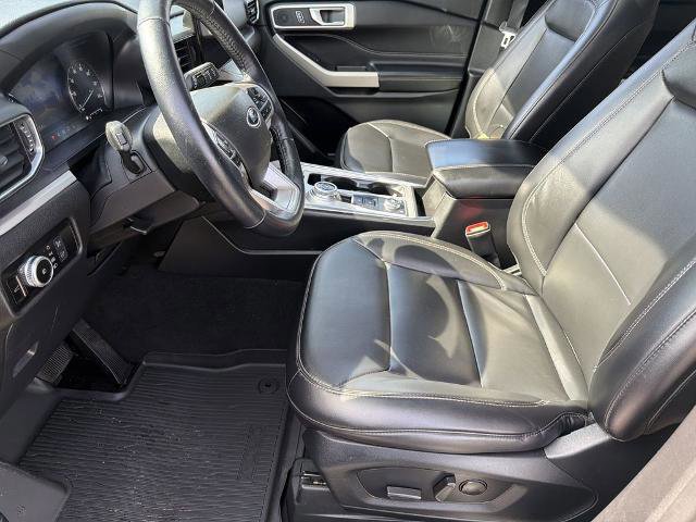 Certified 2022 Ford Explorer XLT w/ Equipment Group 202A image 34