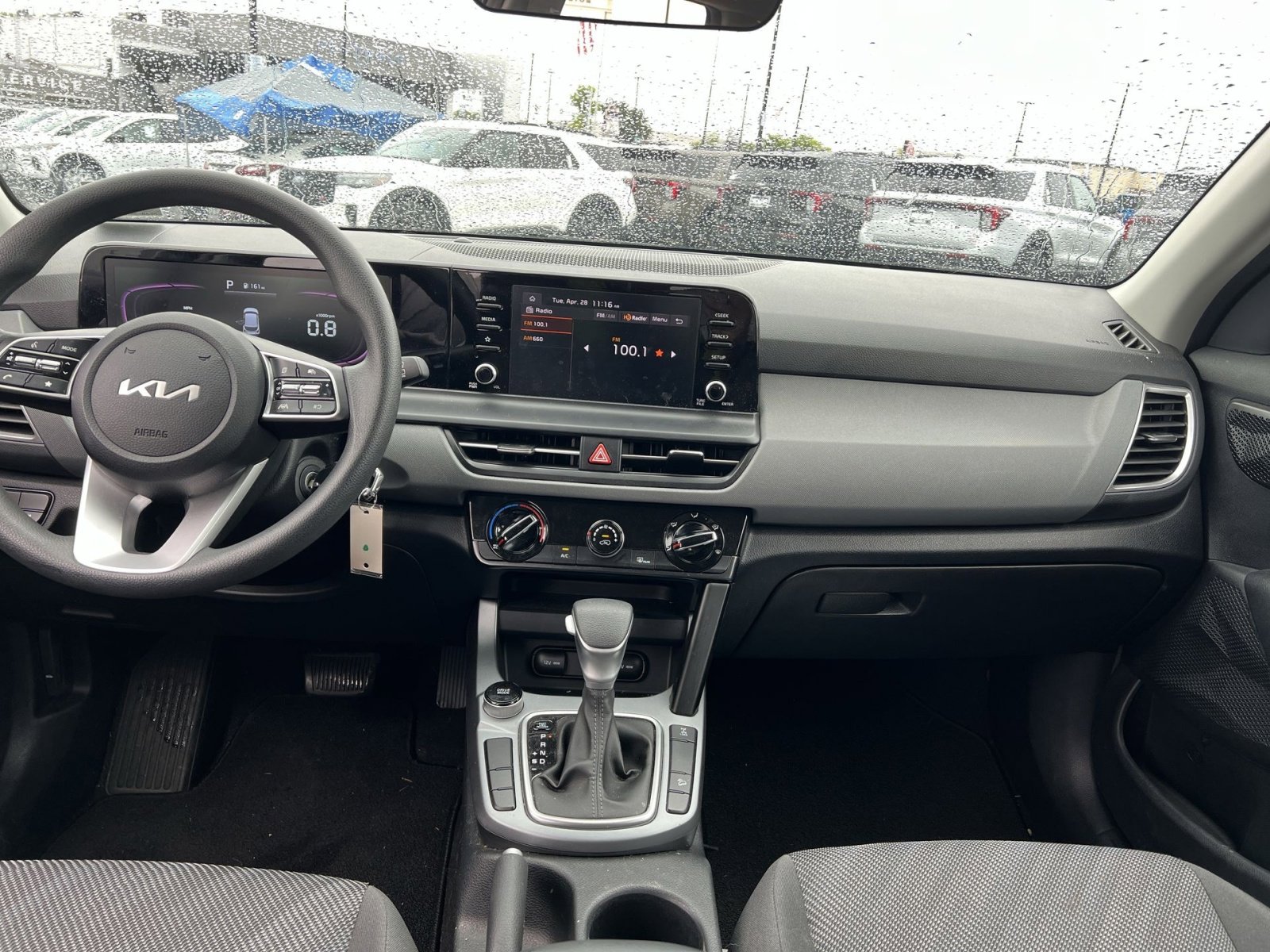 Used 2024 Kia Seltos LX AWD/4WD image 30