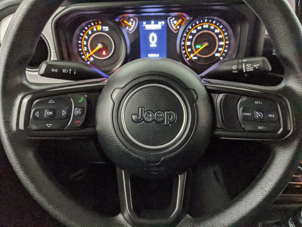 Used 2025 Jeep Gladiator Sport image 14