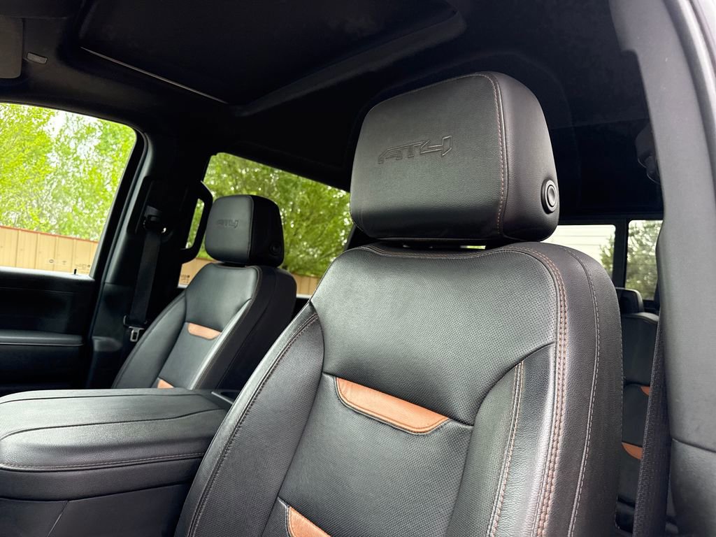 Used 2023 GMC Sierra 3500 AT4 w/ AT4 Premium Plus Package AWD/4WD image 11