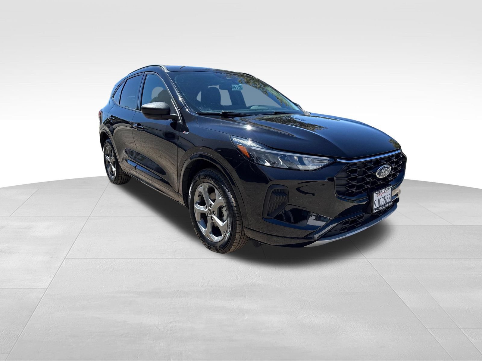 Certified 2023 Ford Escape ST-Line w/ Tech Pack #1 AWD/4WD image 7
