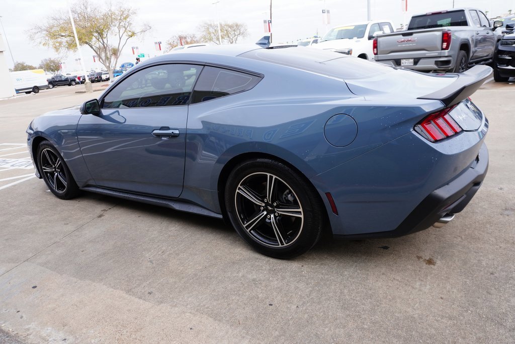 Certified 2025 Ford Mustang Premium image 2