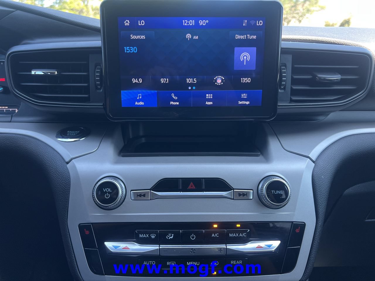 Certified 2023 Ford Explorer XLT RWD image 7