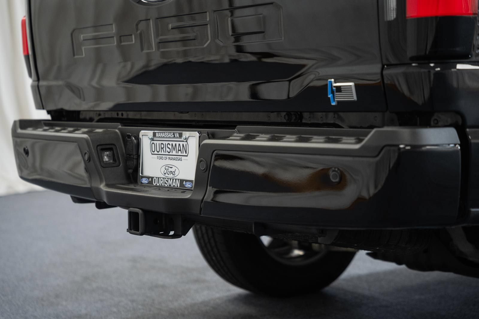Certified 2025 Ford F150 Lightning Flash AWD/4WD image 10