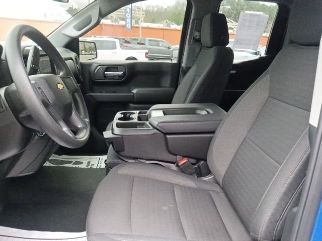 Used 2025 Chevrolet Silverado 1500 Custom w/ Turbomax Blackout Package image 15