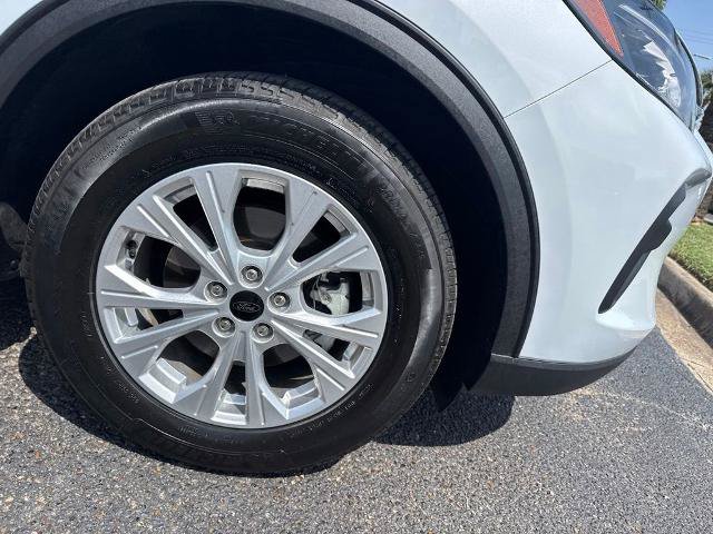 Certified 2026 Ford Escape Active FWD image 8
