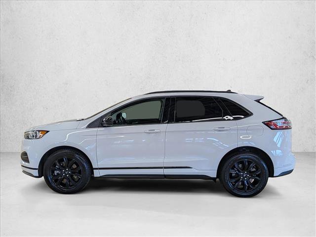 Certified 2022 Ford Edge SE w/ Black Appearance Package AWD/4WD image 9
