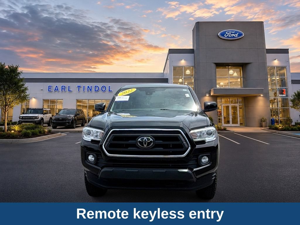 Used 2022 Toyota Tacoma SR5 RWD image 3