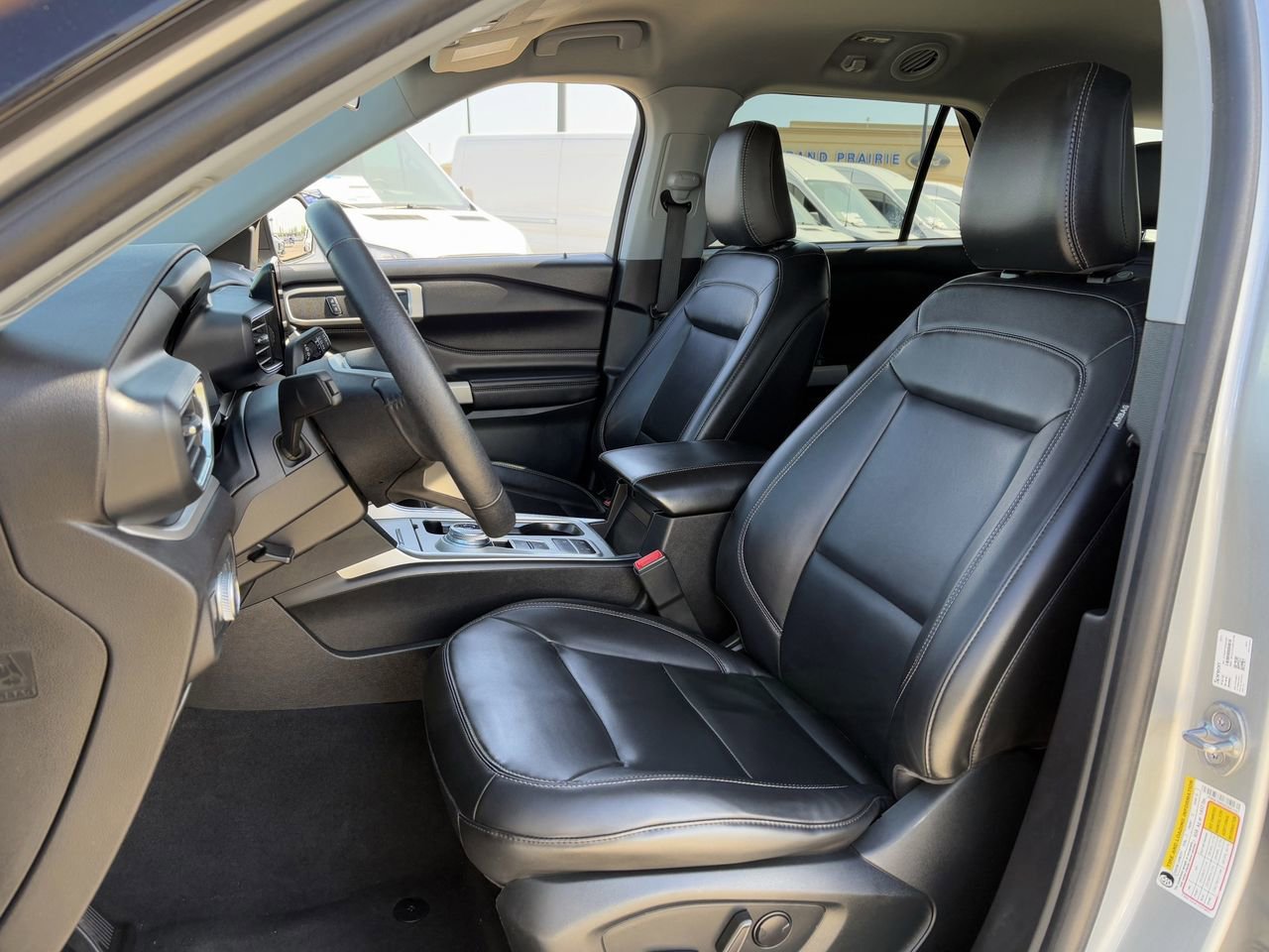 Certified 2022 Ford Explorer XLT w/ Equipment Group 202A image 26