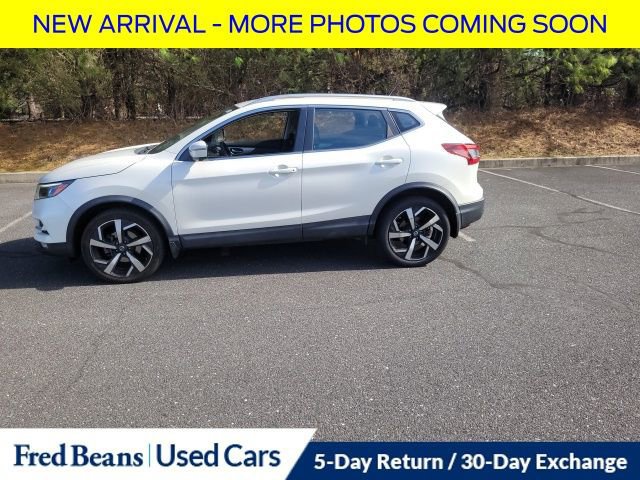 Used 2020 Nissan Rogue Sport SL w/ Premium Package image 6