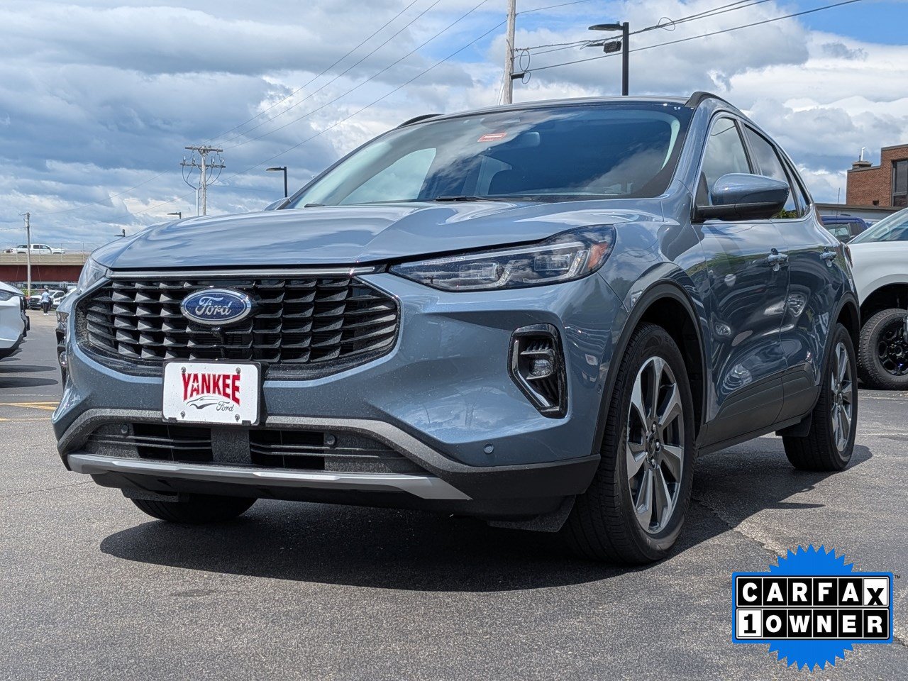 Certified 2023 Ford Escape Platinum w/ Premium Technology Package AWD/4WD image 8