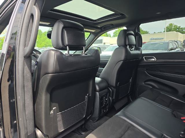 Used 2022 Jeep Grand Cherokee Laredo X AWD/4WD image 18