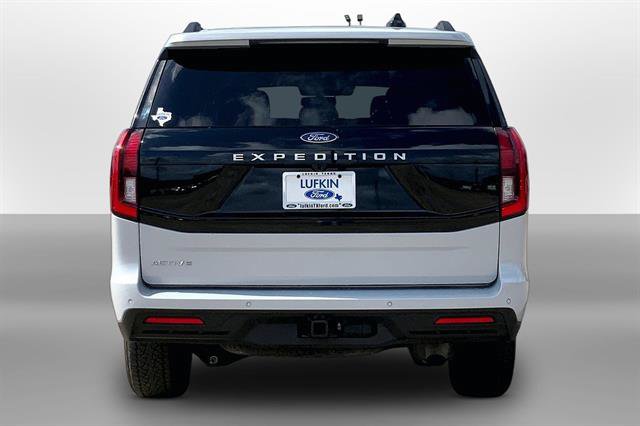 Certified 2025 Ford Expedition Active RWD image 4