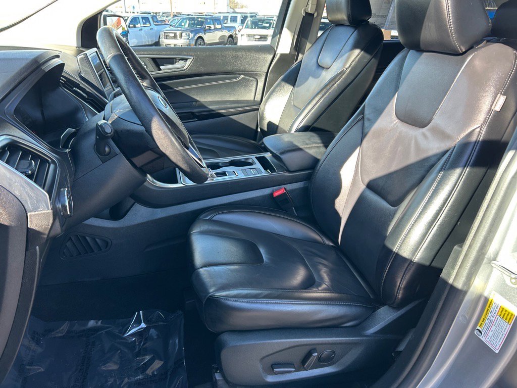 Certified 2022 Ford Edge Titanium image 7