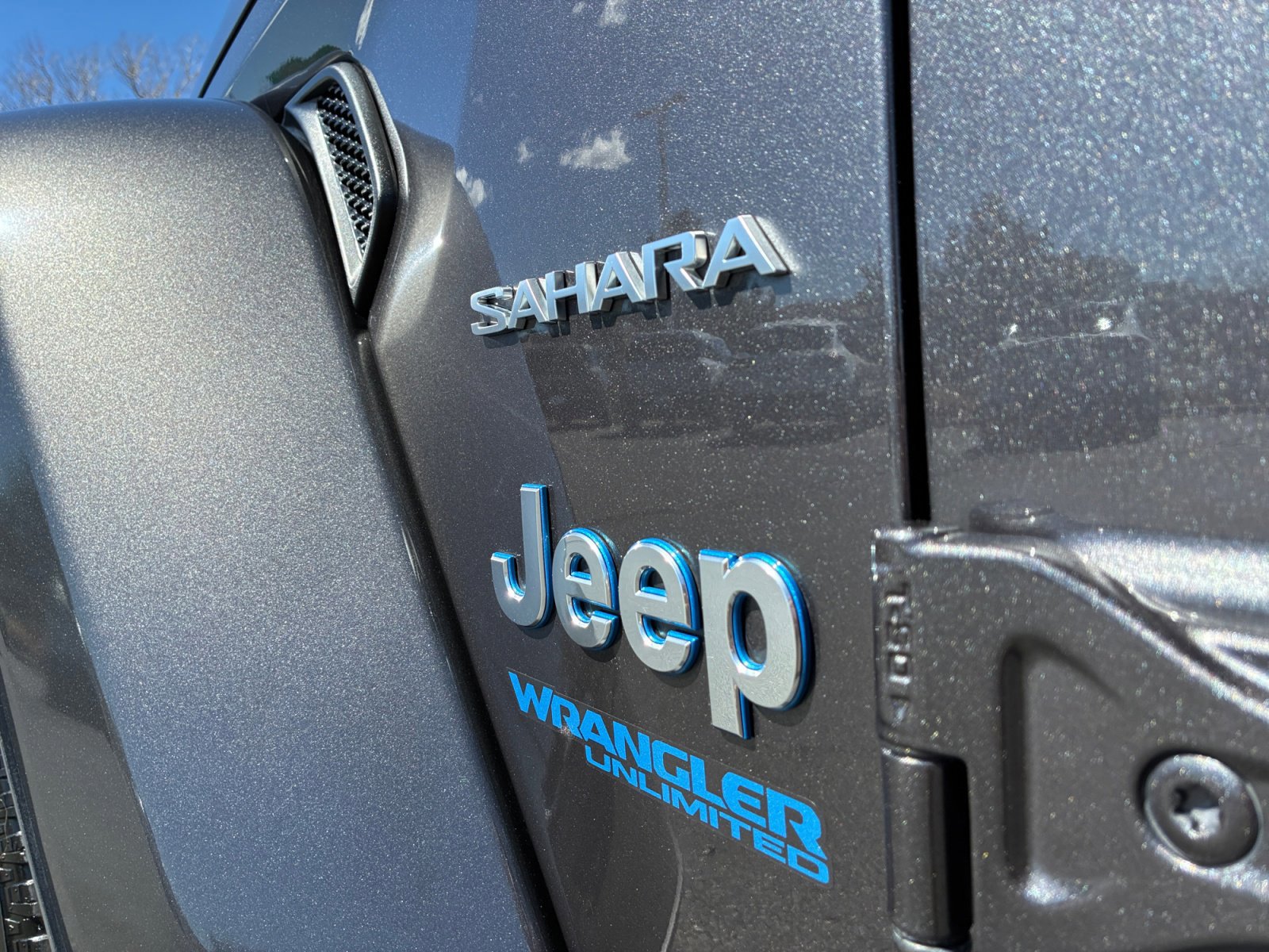 Used 2021 Jeep Wrangler Unlimited Sahara image 24